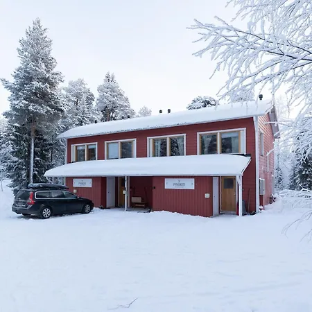 Pyhaekoti C - 30 Metres From The Slopes 度假居