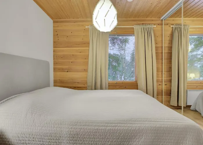 Pyhaekoti C - 30 Metres From The Slopes 普哈圣山